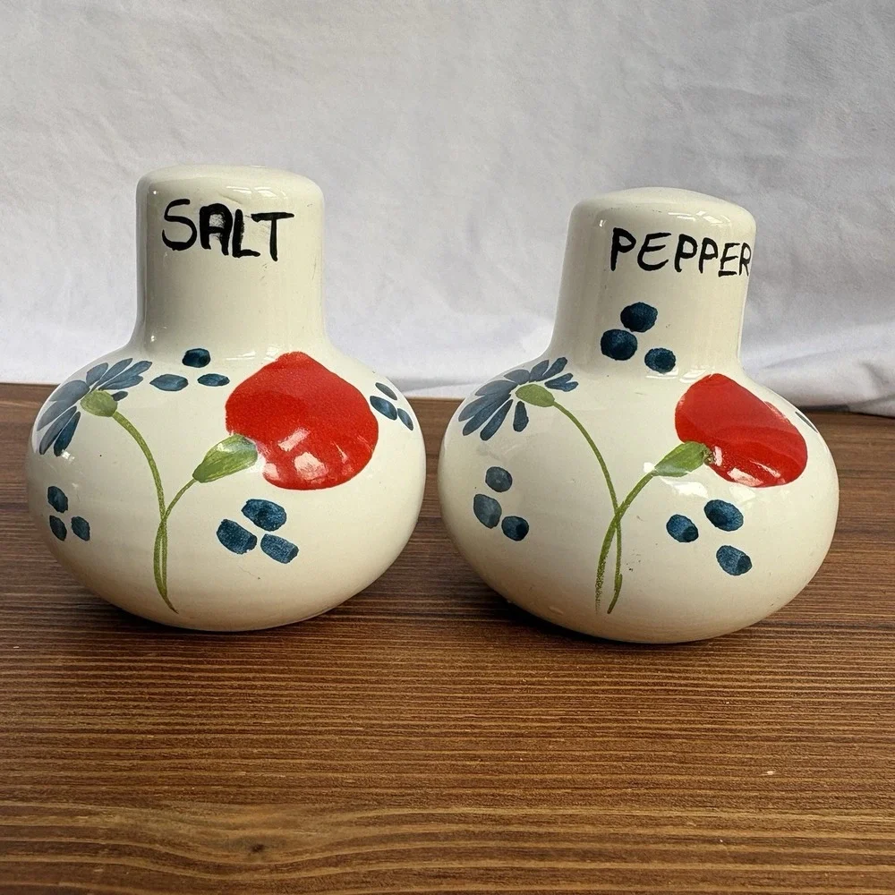 Vintage Style Ceramic Salt & Pepper Shakers Floral Poppy Folk Art Kitchen Decor